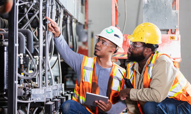 Best Local Electrician Companies  in Medina, MN